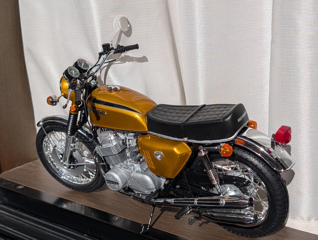 1/6 Honda ドリーム CB750 FOUR画像4