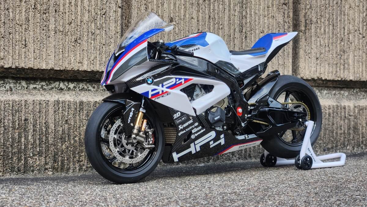 BMW HP4画像1