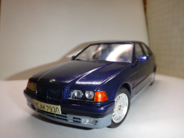 1995_BMW 318i