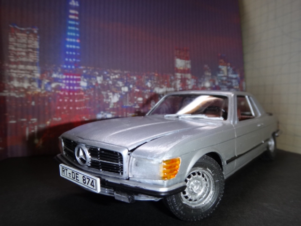 1986_Mercedes Benz 500SLC