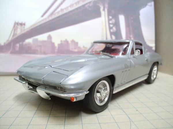 1965_Chevrolet_CORVETTE_Sting_Ray_Coupe
