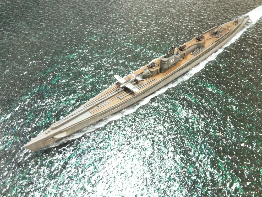 童友社 1/700  日本海軍  潜水艦「伊400」画像1