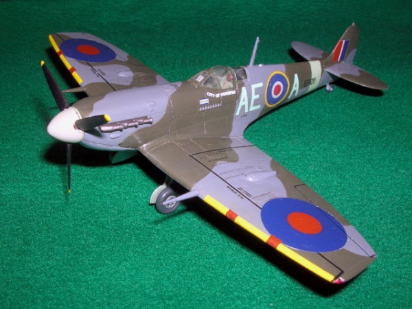 Spitfire LF Mk.Vb (REVELL 1/72) (Jun. 2023)画像1