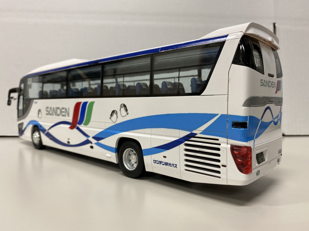 サンデン交通貸切バス フジミ観光バス いすゞガーラ画像4