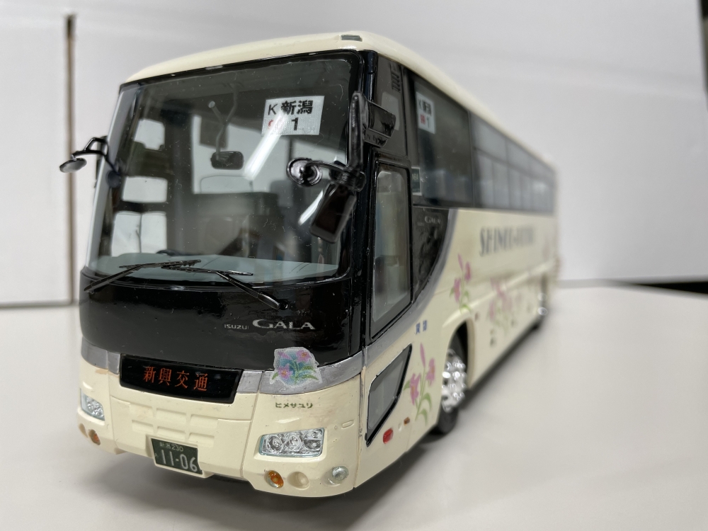 新興交通 貸切バス フジミ1/32観光バス いすゞガーラ画像2