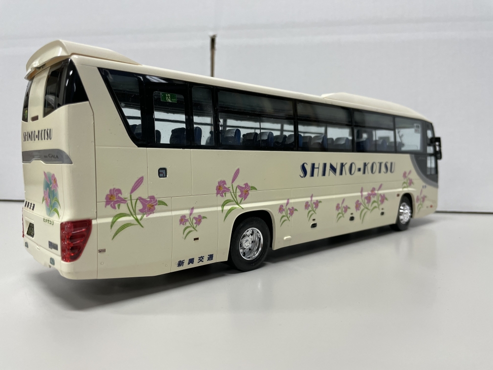 新興交通 貸切バス フジミ1/32観光バス いすゞガーラ画像5