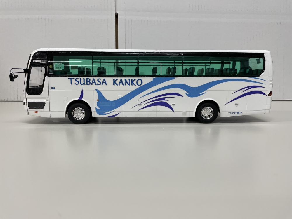 つばさ観光バス エアロクイーン アオシマ1/32バス画像2