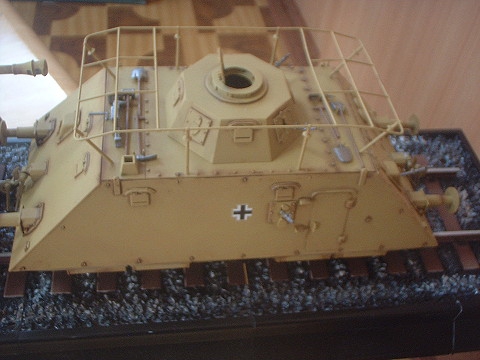 グンゼ1/35・重鉄道装甲車(ドライジーネ)指揮車輌
