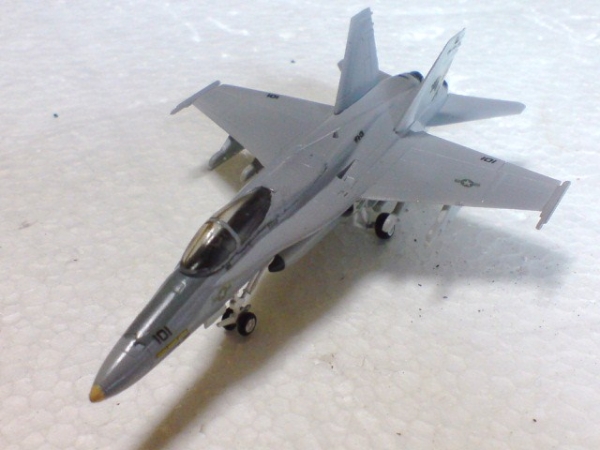 F/A-18Aホーネット (DRAGON)