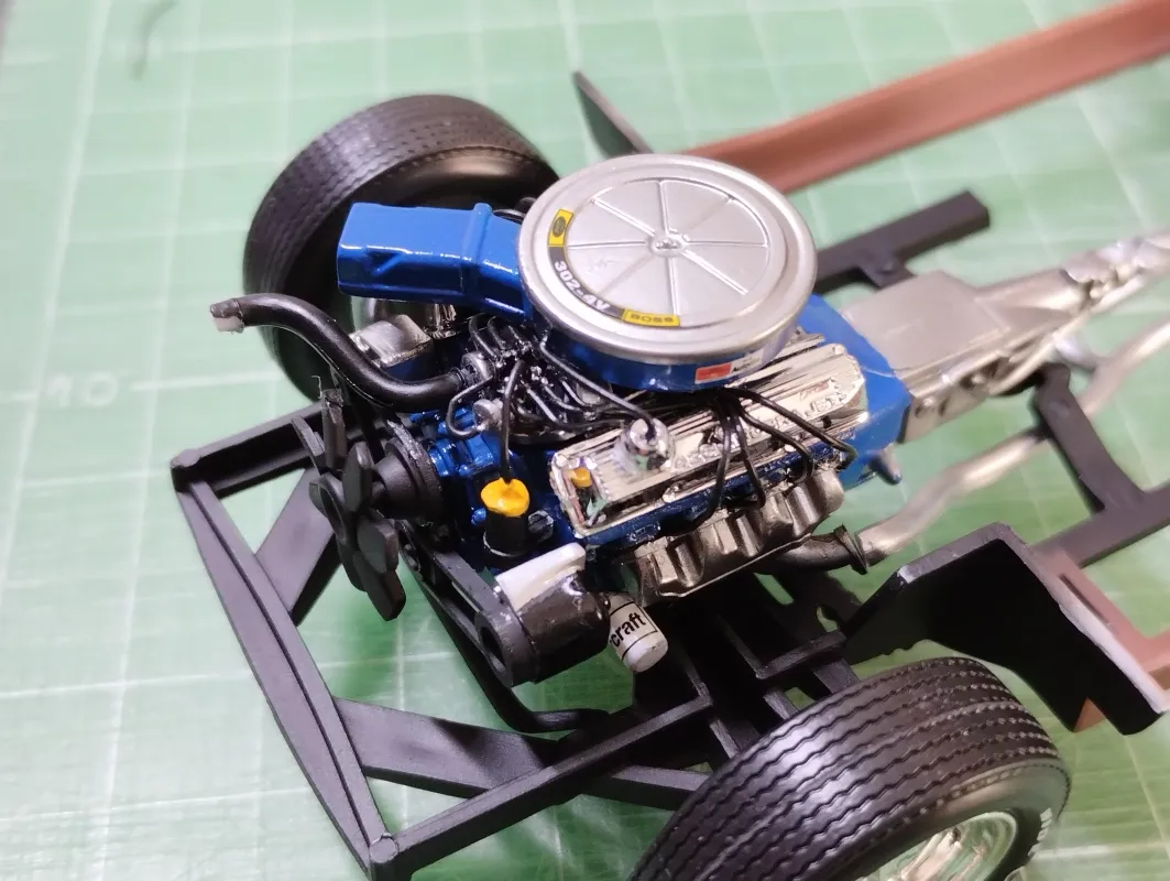 Revell 1/25 Ford Mustang BOSS302 1969画像4