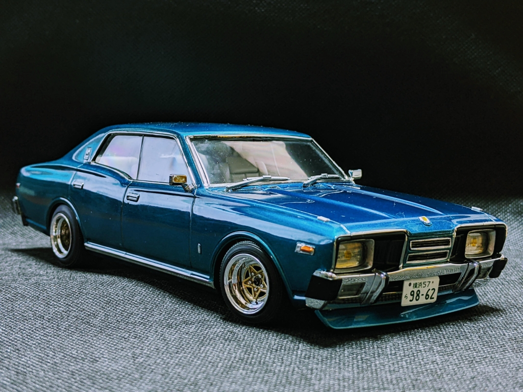 アオシマ もっとグラチャン330セドリック画像1