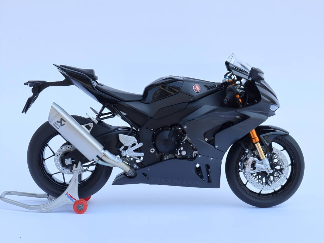 タミヤ 1/12 CBR1000RR-R画像2