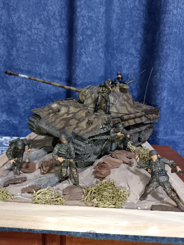 パンターA型とドイツ兵アタックチーム画像1