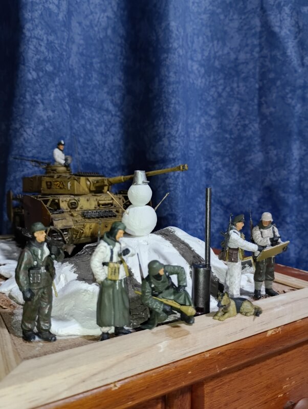 Ⅳ号戦車H型とドイツ兵野戦会議セット画像3