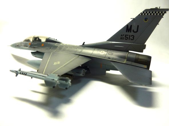 1/72 米空軍 F16D画像4