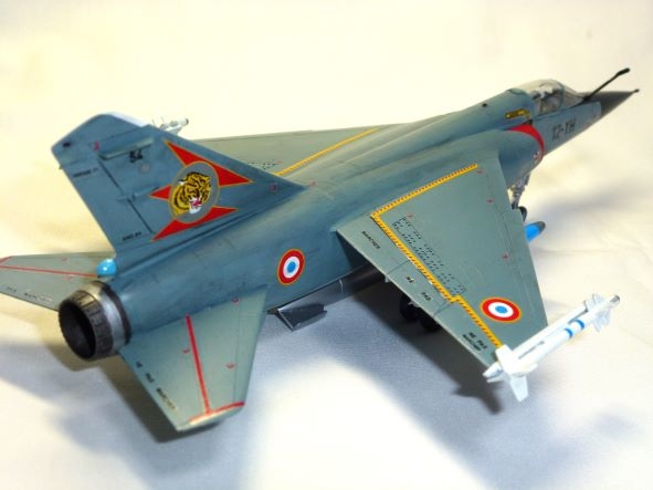 1/72 仏空軍 MIRAGE F.1C画像4