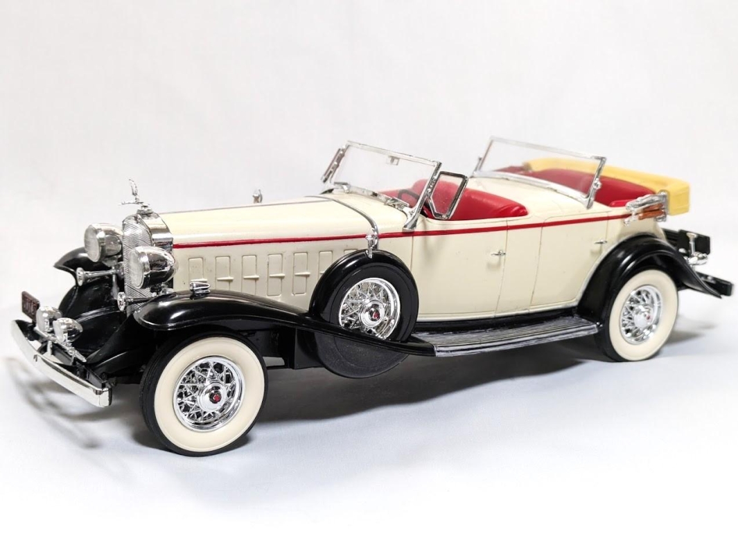 1/24 1932 CADILLAC V-16画像1