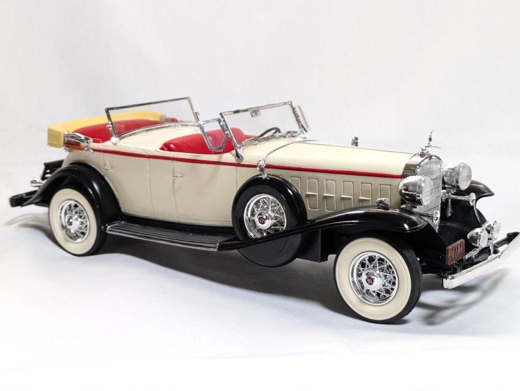 1/24 1932 CADILLAC V-16画像2