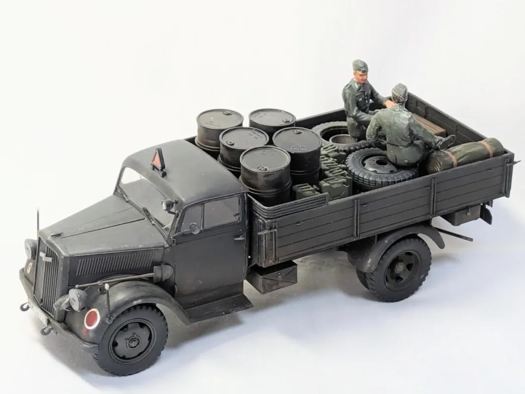 1/35 ドイツ軍 輸送トラック乗務員画像1