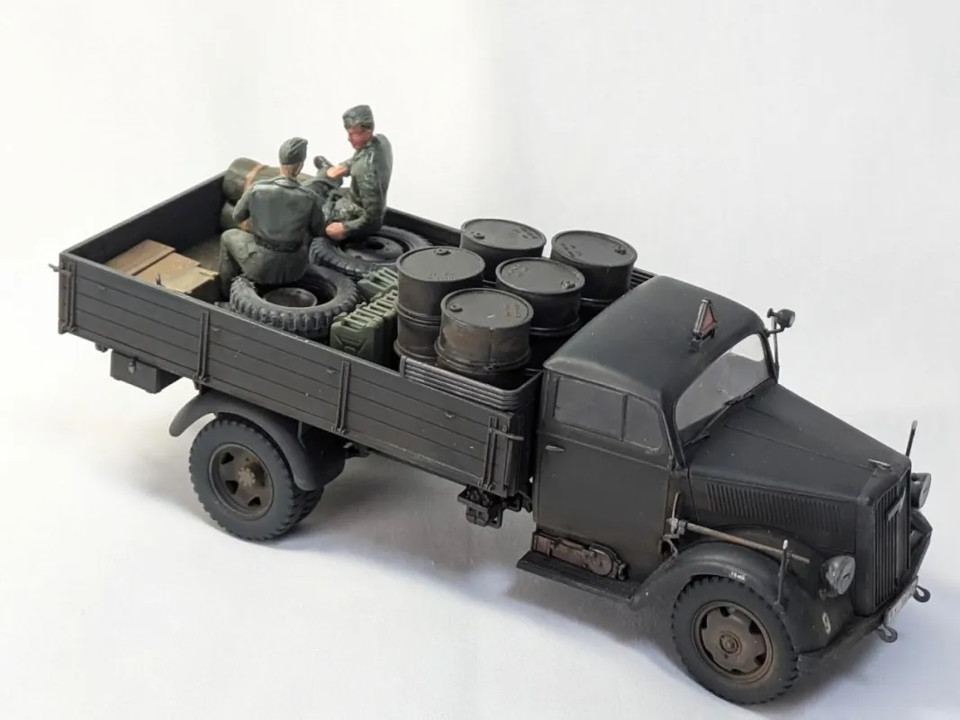 1/35 ドイツ軍 輸送トラック乗務員画像2