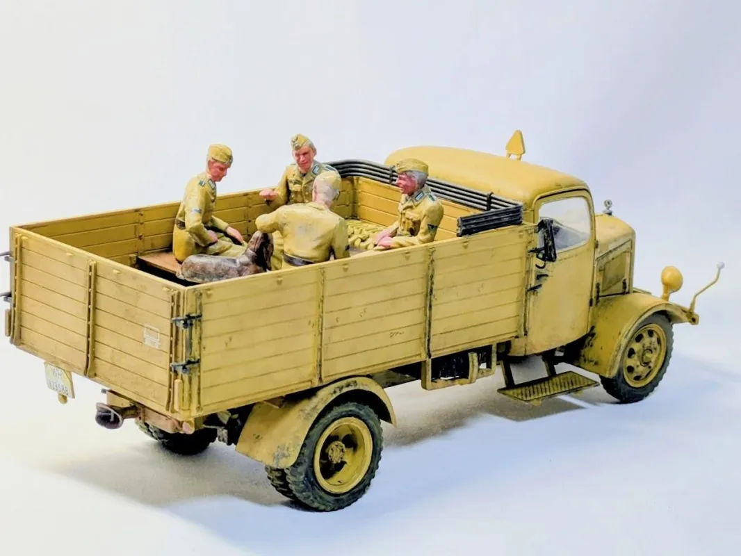 1/35 ドイツ軍 輸送トラック乗務員 その2画像3