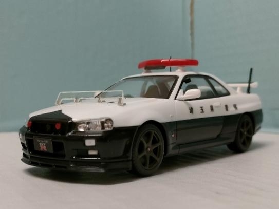 1/32 NISSAN SKYLINE GT-R Vspec2 police画像1