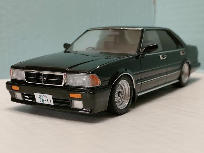 1/24 NISSAN GLORIA Gran-Turismo SV画像1