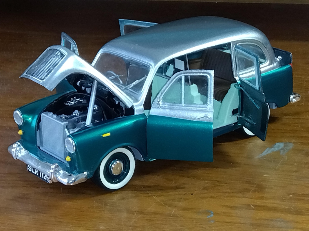 アオシマ 1/24  オースチン FX-4画像3