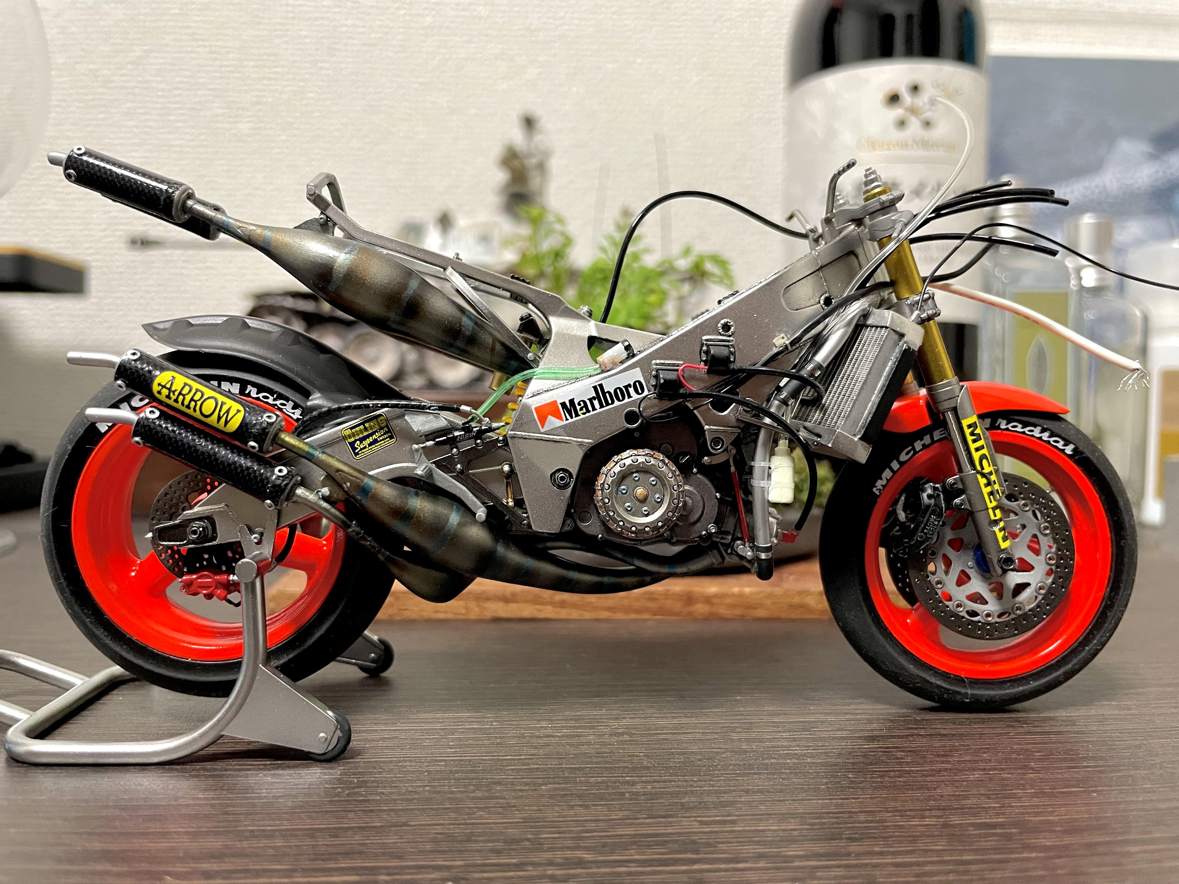 ハセガワYAMAHA YZR500(OW98)