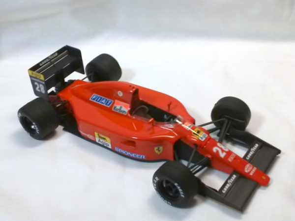 フェラーリ F1-90画像4
