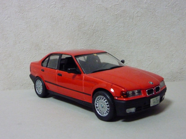 BMW325i