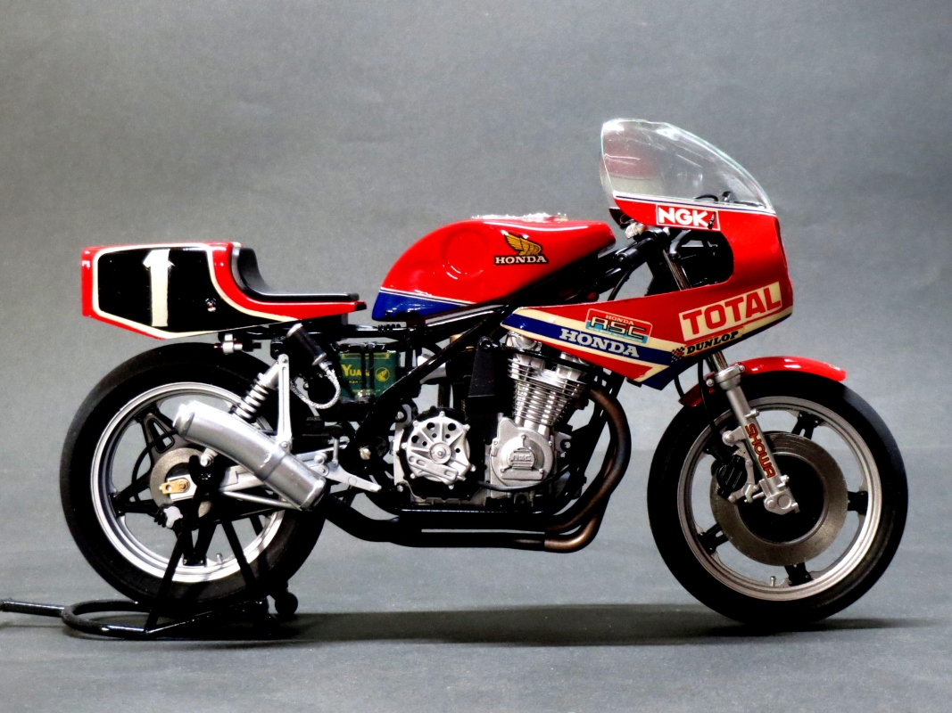 HONDA RS1000 ENDURANCE RACER画像2