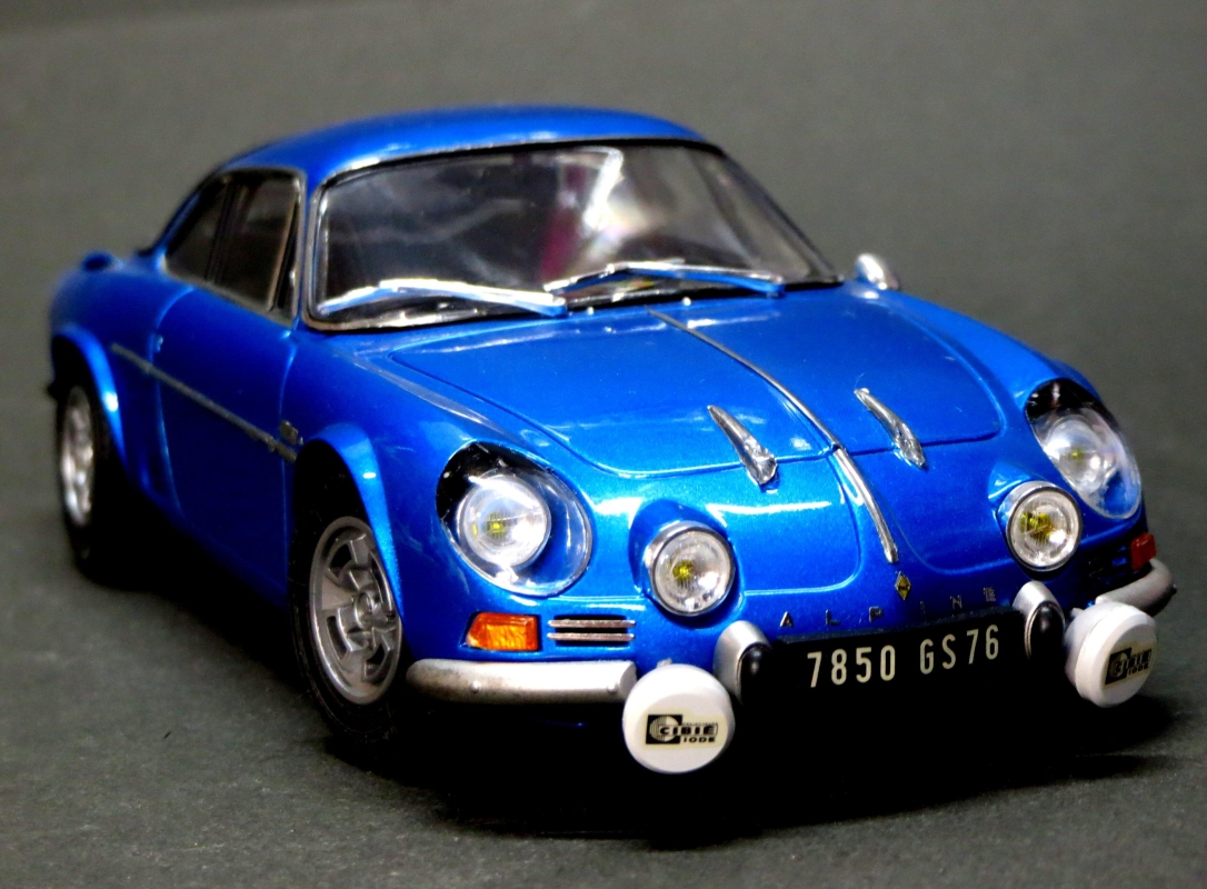 ALPINE RENAULT A110画像1