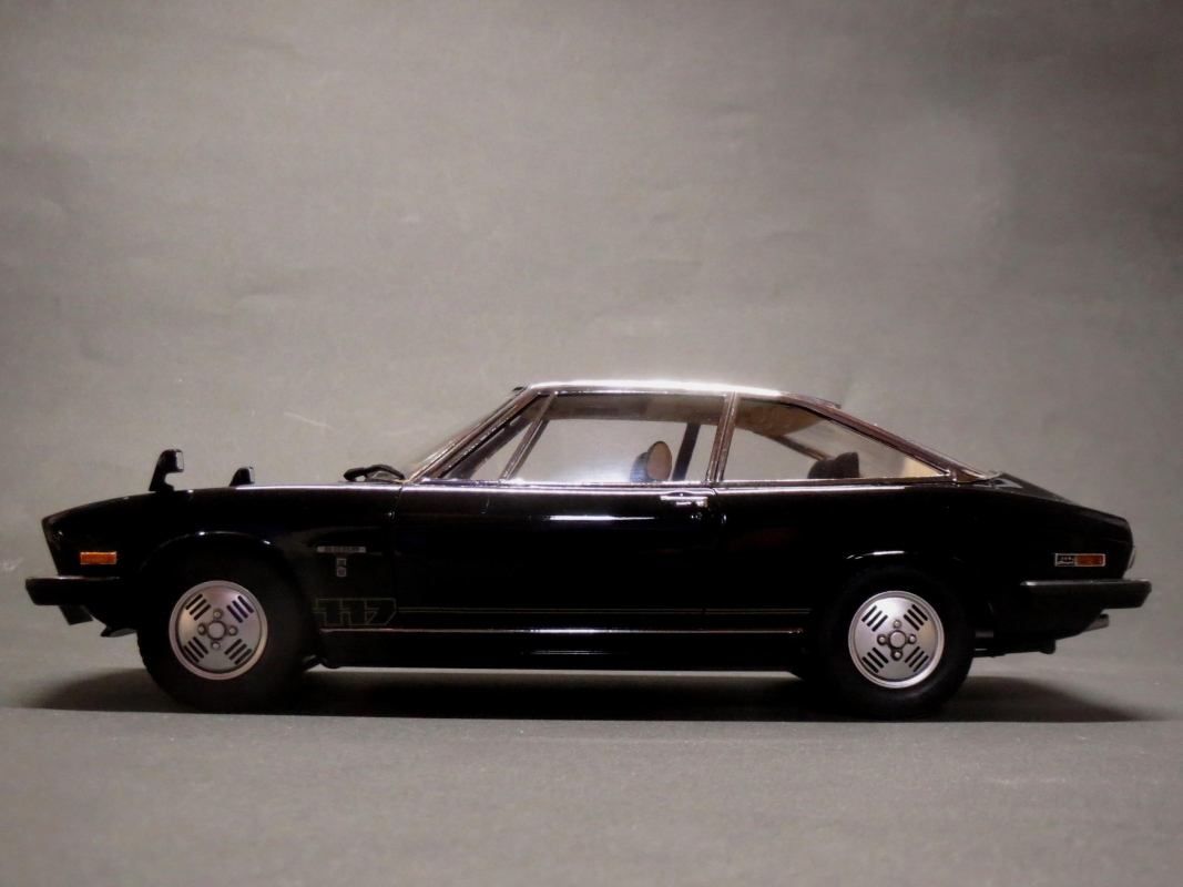 ISUZU 117 COUPE SPECIAL画像3