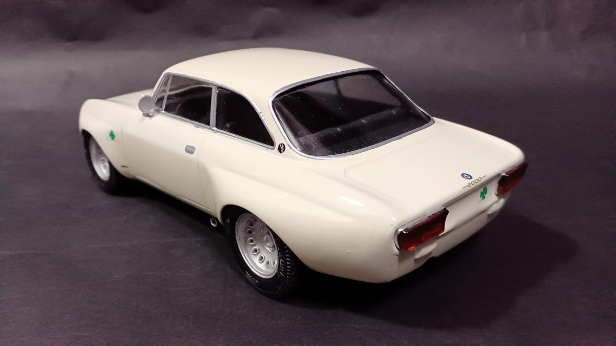 【1994年 グンゼ産業㈱ 1/24】Alfa Romeo 2000GT Am（アルファロメオ 2000GT Am）画像2
