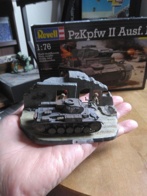 レヴェル 1/76 2号戦車画像3