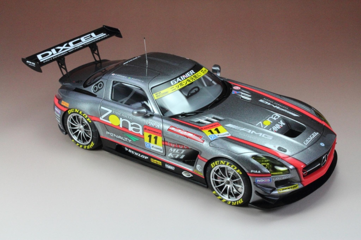 フジミ 1/24 GAINER DIXCEL Mercedes-Benz SLS AMG GT3画像5