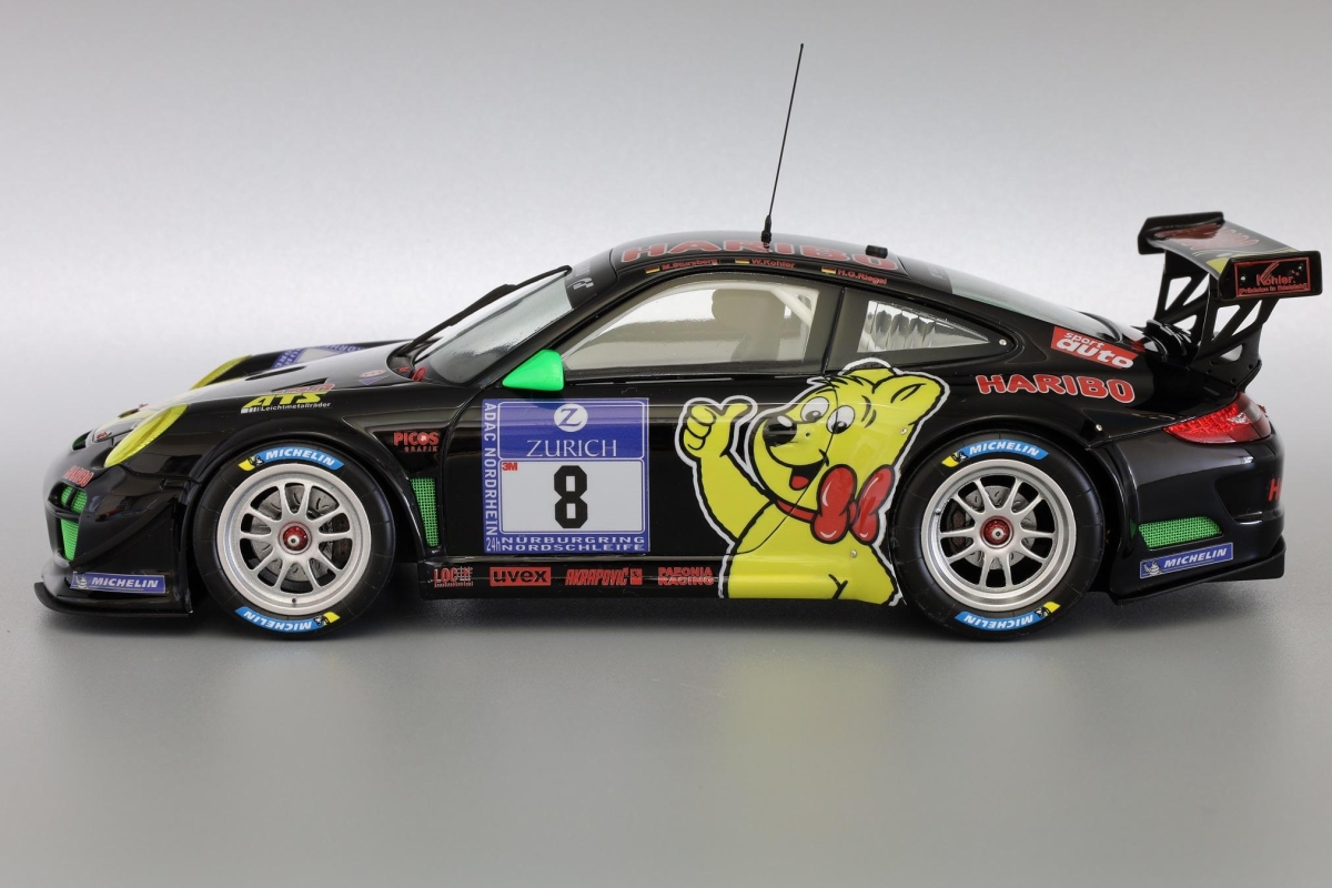 フジミ 1/24ポルシェ911 GT3R HARIBO 2013画像4