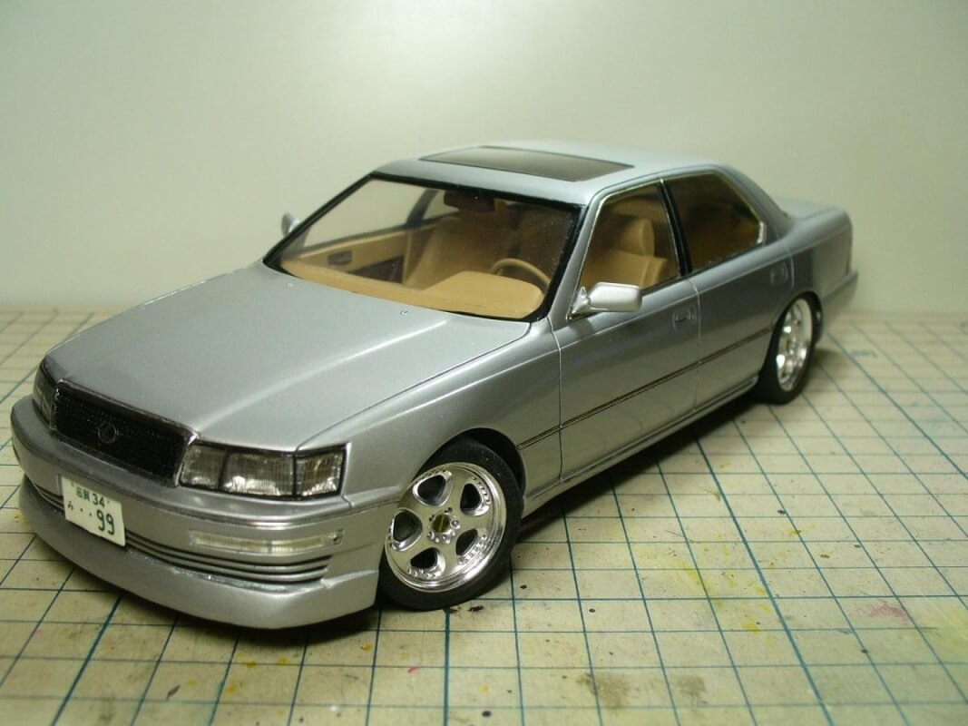 1/24 AOSHIMA  LEXUS LS400  (UCF10)画像1