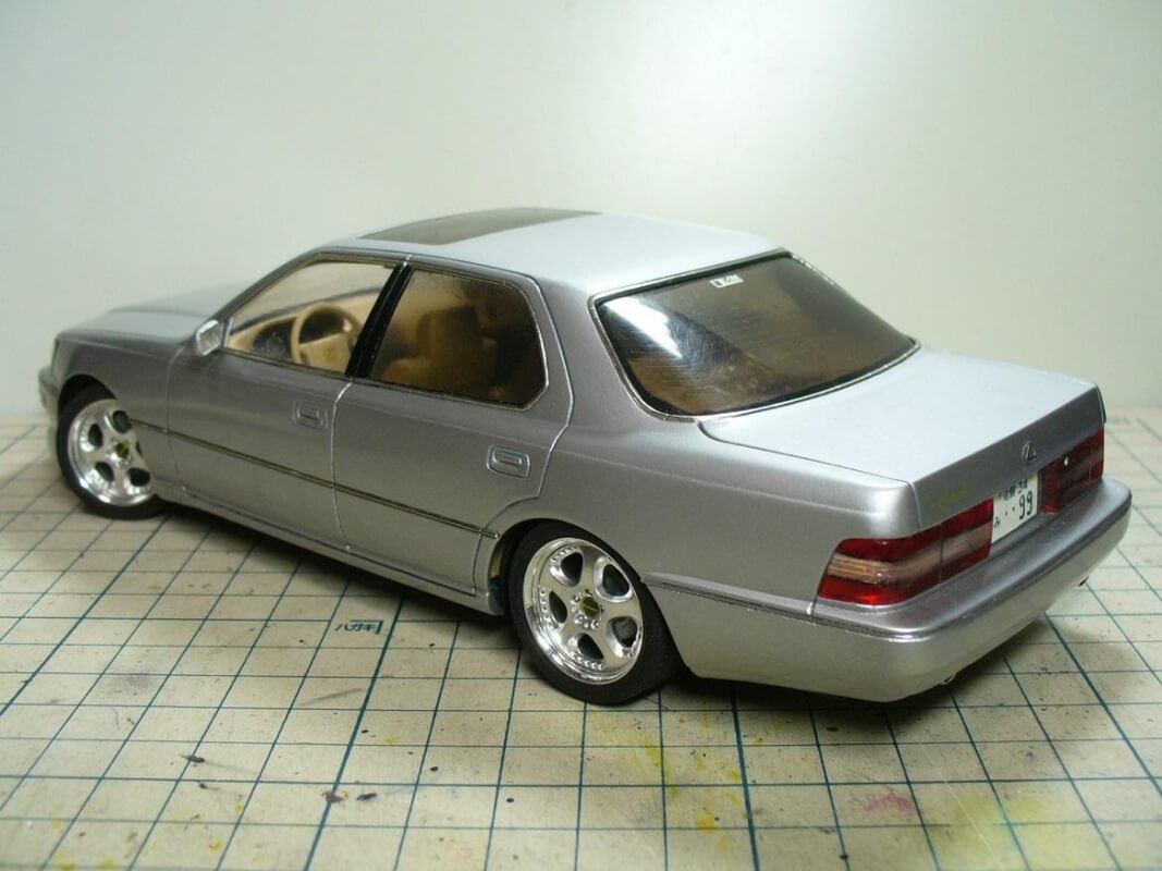 1/24 AOSHIMA  LEXUS LS400  (UCF10)画像2