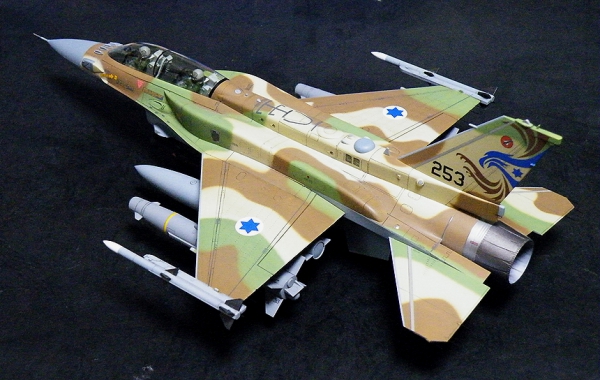HASEGAWA 1/48 F-16I SUFA