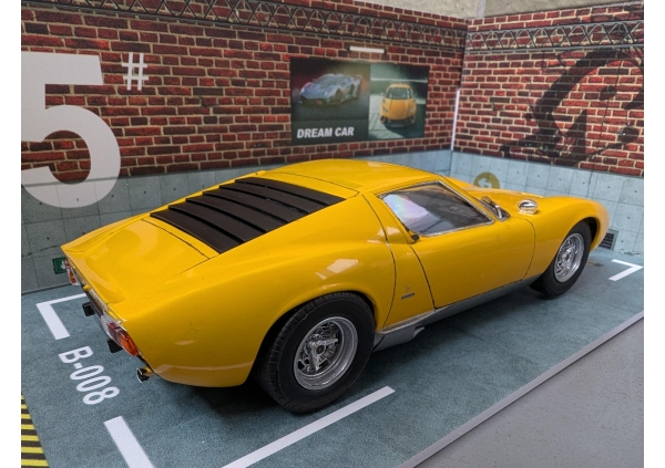 1/24 ハセガワ ランボルギーニミウラP400SV画像3