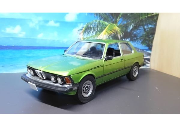 1970_BMW 318i E21 Semi-restore画像1