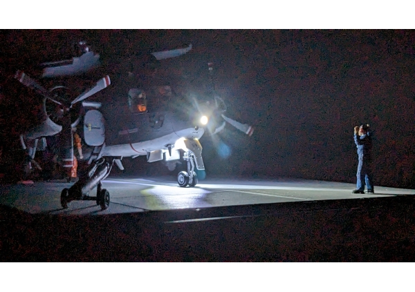 ハセガワ1/72  グラマン S2F1 トラッカー 海上自衛隊 第51航空隊512飛行隊4159号機画像5