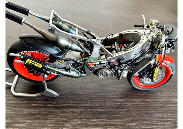 ハセガワYAMAHA YZR500(OW98)画像5