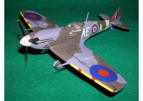 Spitfire LF Mk.Vb (REVELL 1/72) (Jun. 2023)画像1