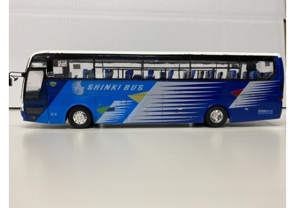 神姫観光 貸切バス アオシマ観光バス 三菱ふそうエアロクイーン画像2