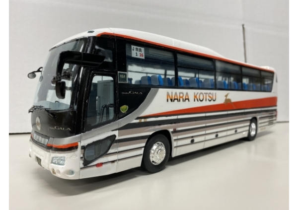 奈良交通 貸切バス フジミ観光バスいすゞガーラ画像1