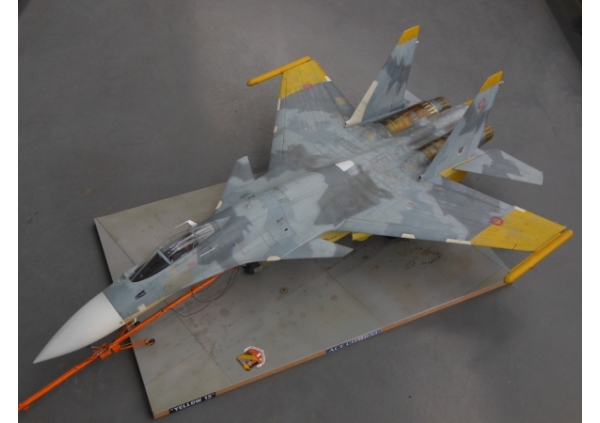 1/32 Su-37 黄色の13