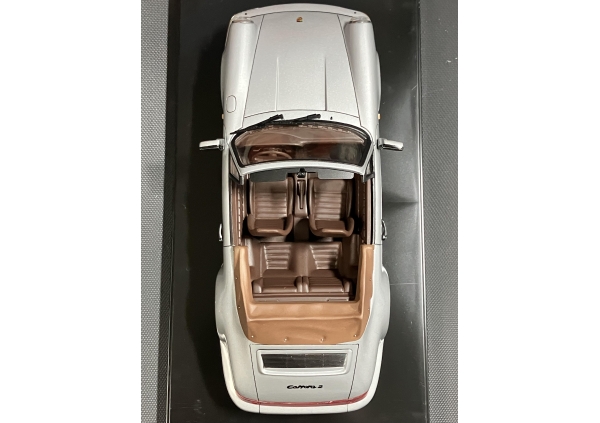 ポルシェ911 カレラ2画像4